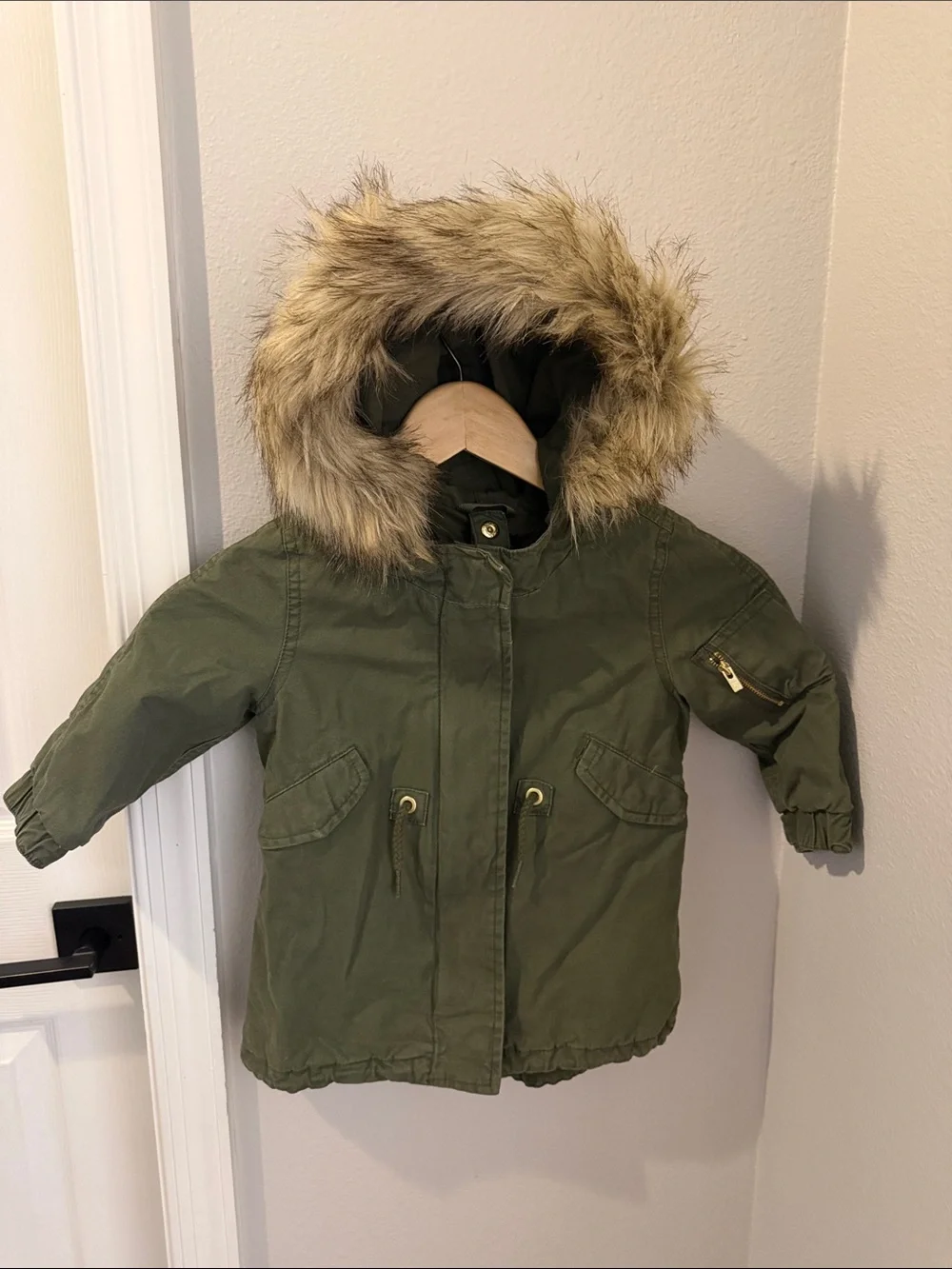 Baby Gap 18-24mths Olive Green Hooded Parka with Removable Faux Fur Trim